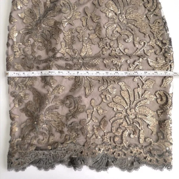 Tadashi Shoji Sequin Lace V-Neck Cocktail Dress - Picture 14 of 15